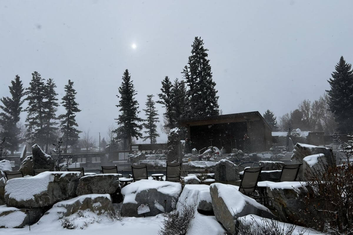 A past winter scene in Bozeman Hot Springs when there were no guests in sight.