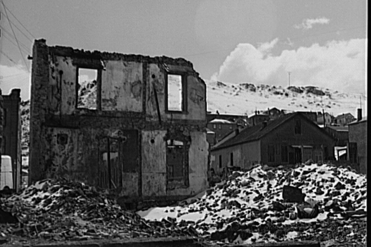 Old Photo of Ruins From Helena Earthquake